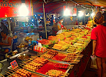  Night market 