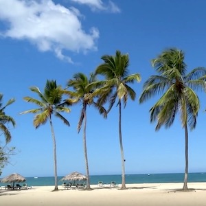 Пляж Дорада (Playa Dorada)